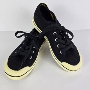 Keen Womens Black Canvas Tennis Shoes/ Sneakers Tie Up Size 6.5